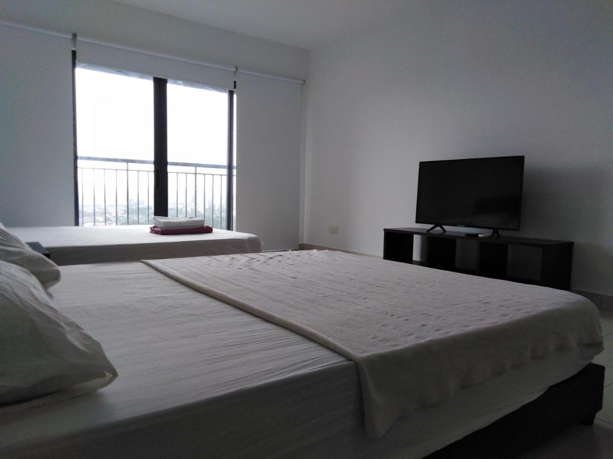 Apartamento Pj5 Soho By Wsy Petaling Jaya Exterior foto