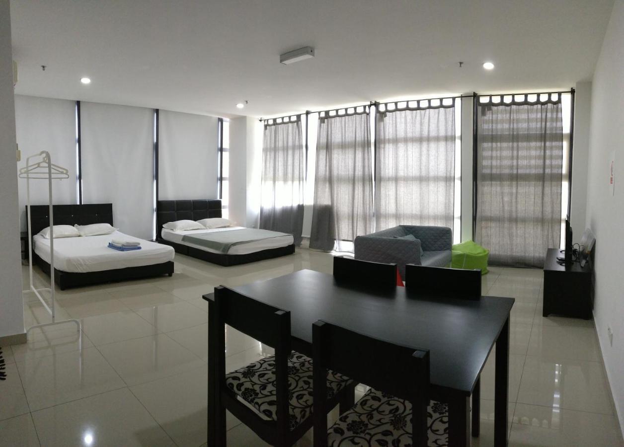 Apartamento Pj5 Soho By Wsy Petaling Jaya Exterior foto