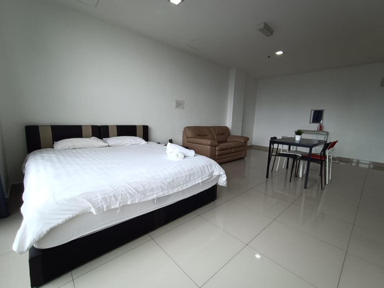 Apartamento Pj5 Soho By Wsy Petaling Jaya Exterior foto