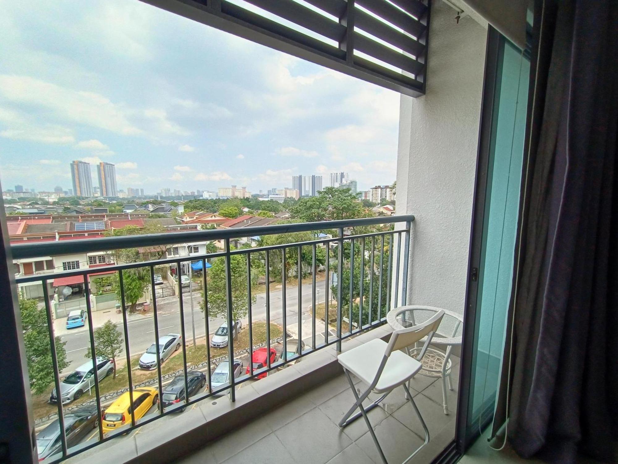 Apartamento Pj5 Soho By Wsy Petaling Jaya Exterior foto